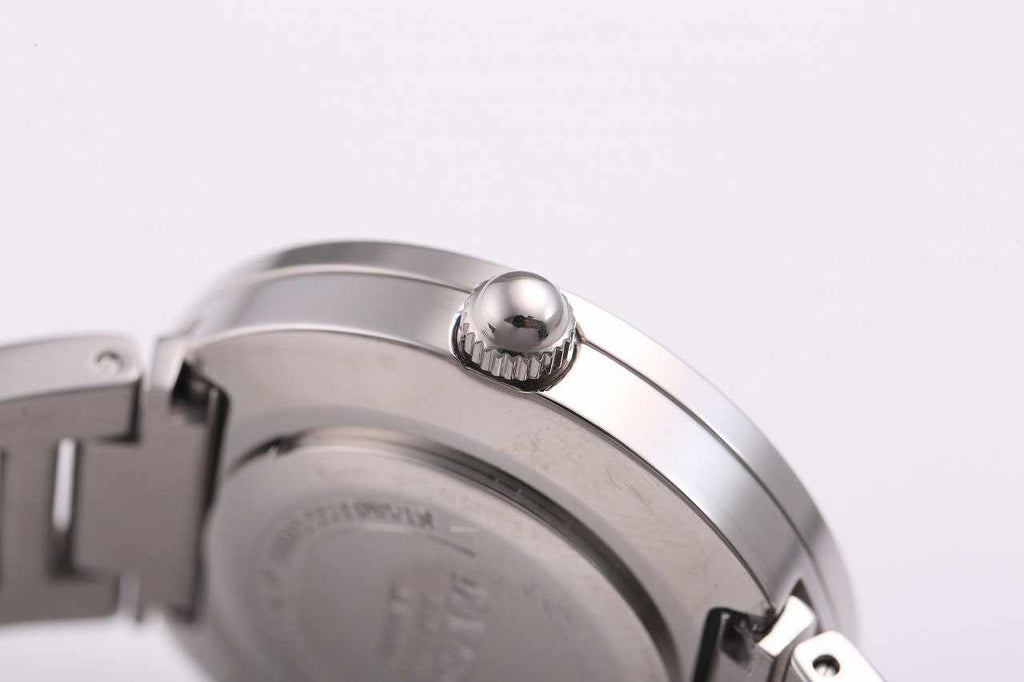 マディソンニューヨーク 腕時計 モンロー MA012003-2 裏ぶた画像